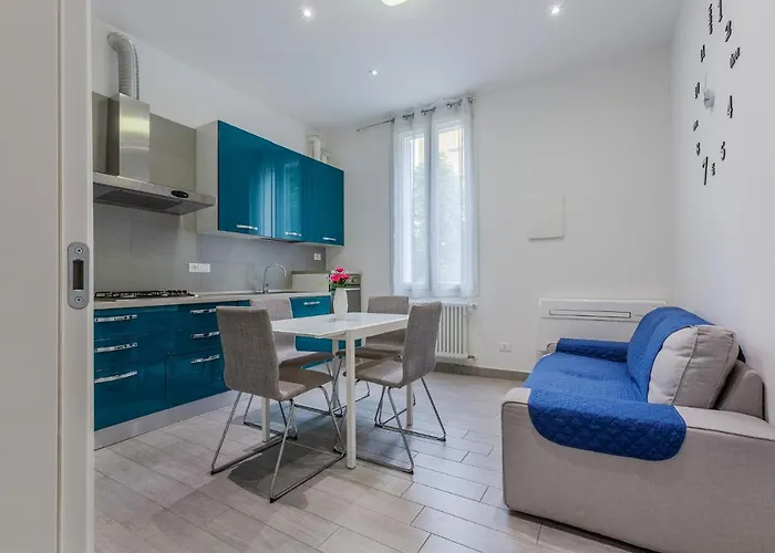 Guesthost - Bolognina Bright Near The Station דירה *