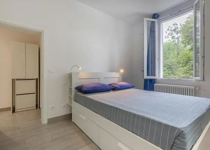 Guesthost - Bolognina Bright Near The Station