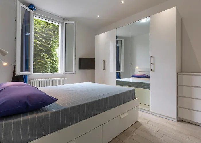 Guesthost - Bolognina Bright Near The Station דירה *